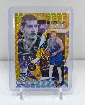 Nikola Jokic - 19/20 Mosaic Stare Masters Gold #04/10